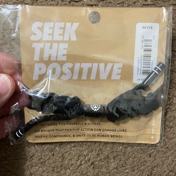 NWT Men’s Rastaclat Original Onyx Hand Braided Adjustable Bracelet - Picture 4 of 4